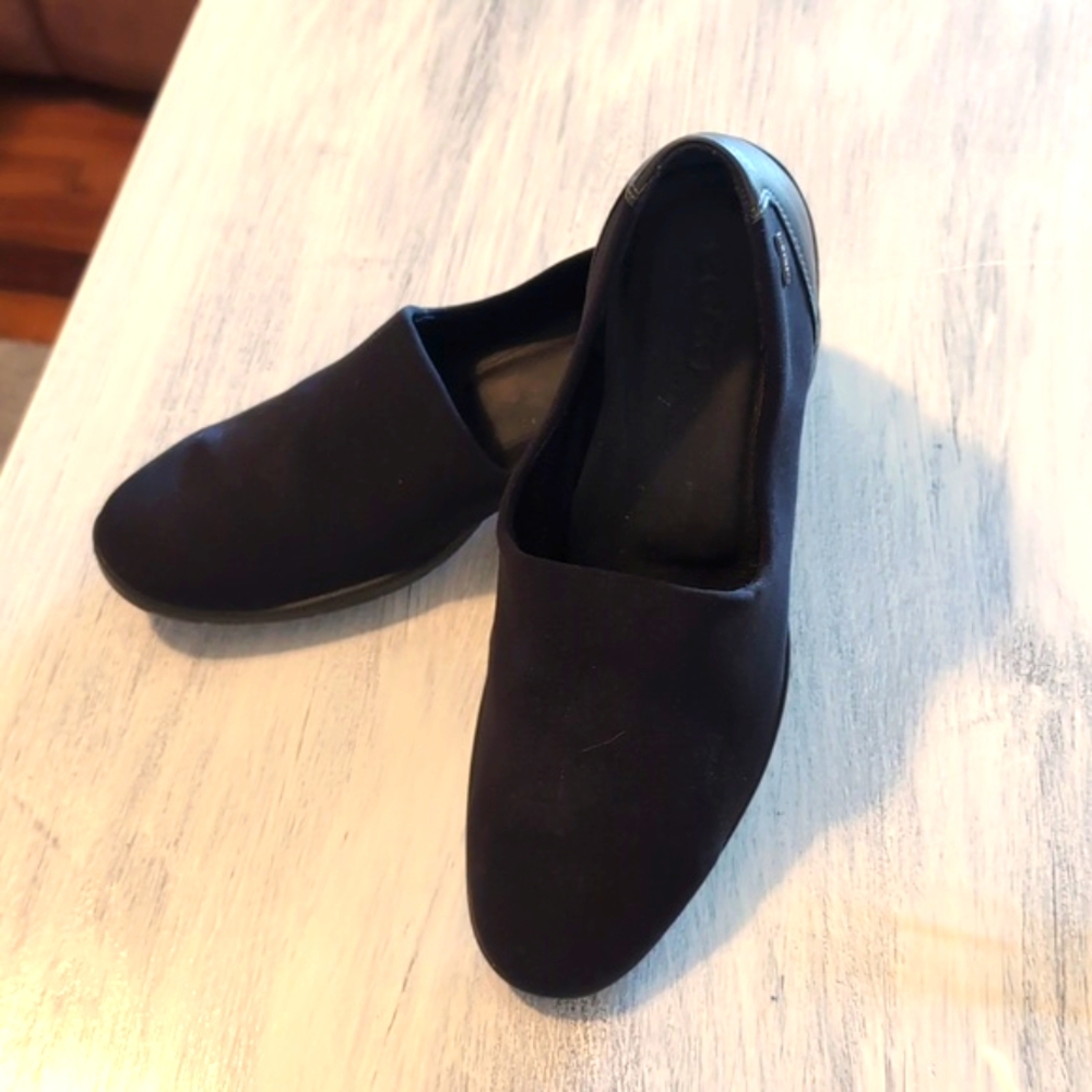 Ecco comfort casual size 40